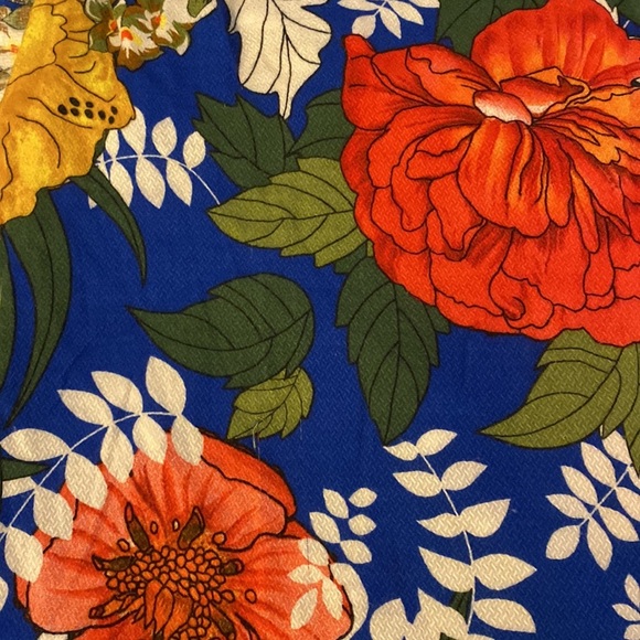 FARM Rio Floral Open Back Caped Mini Dress (20) - Picture 2 of 9